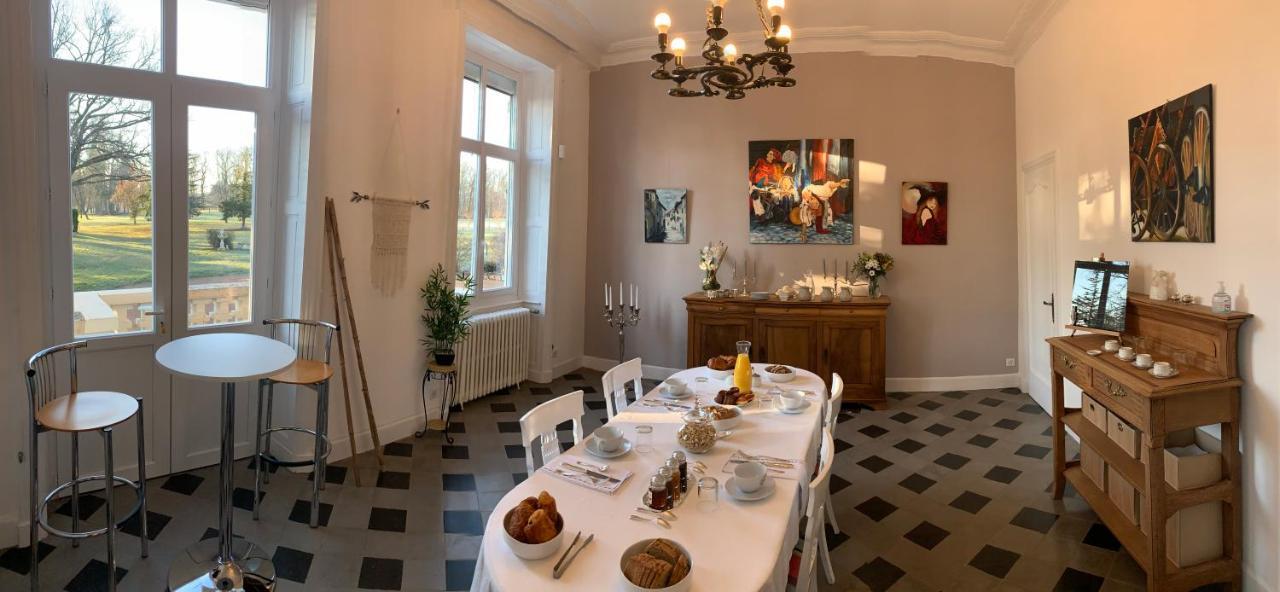 Domaine Berenguer Bed & Breakfast Ouches Ngoại thất bức ảnh