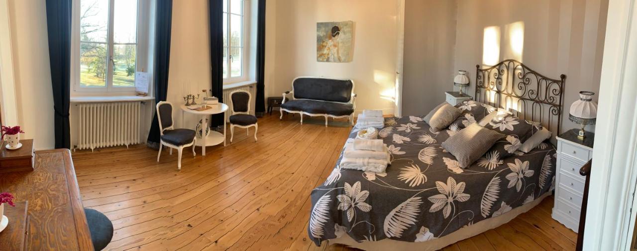 Domaine Berenguer Bed & Breakfast Ouches Ngoại thất bức ảnh