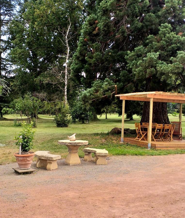 Domaine Berenguer Bed & Breakfast Ouches Ngoại thất bức ảnh